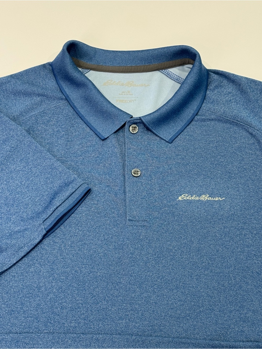 Eddie Bauer Free Dry Men’s Medium Short Sleeve Polo Light Blue Collared Golf